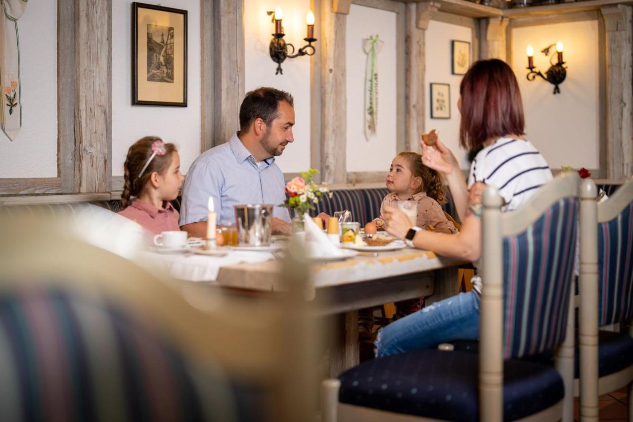 Hotel Reussischer Hof Schmölln Eksteriør billede