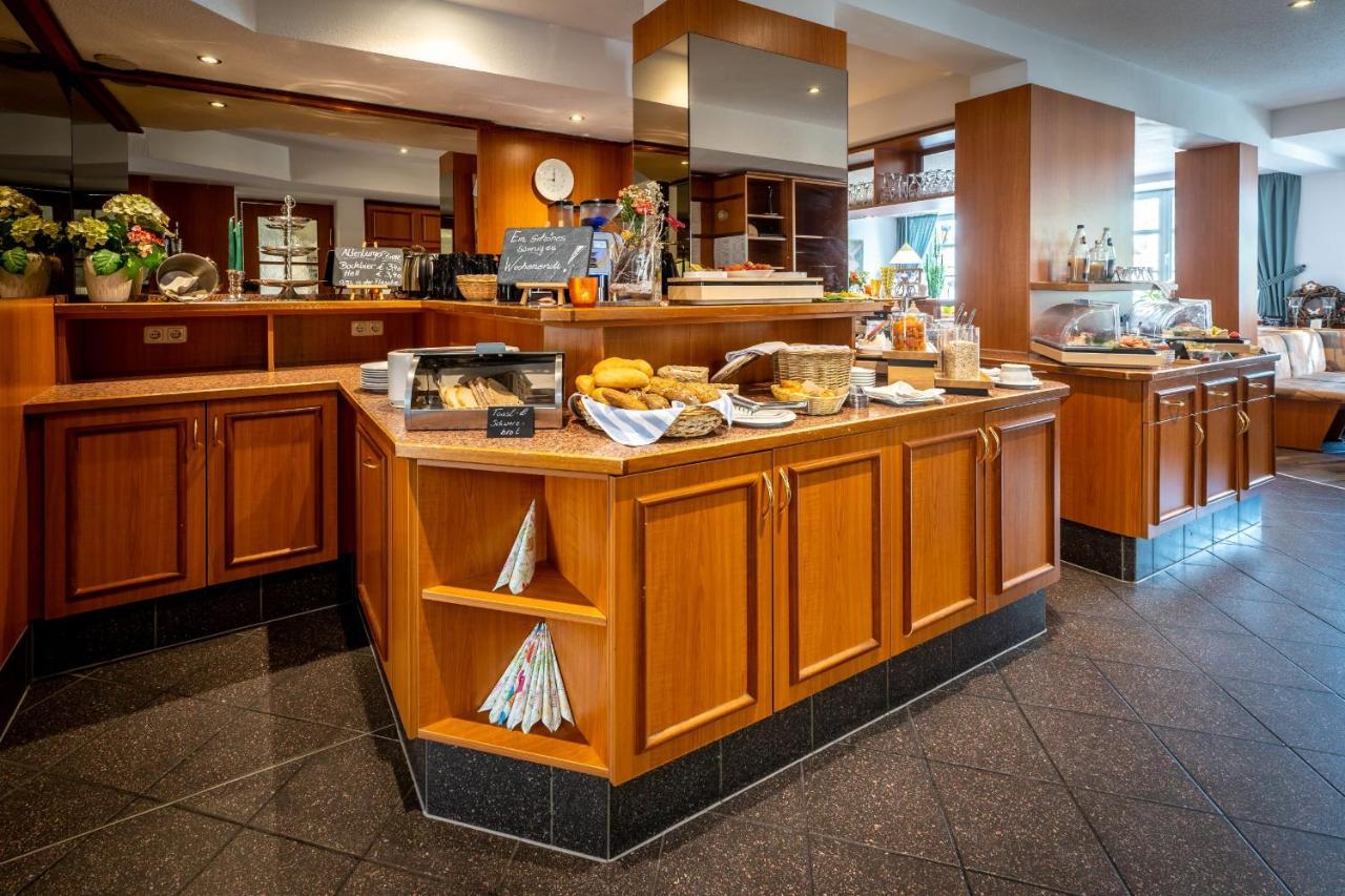 Hotel Reussischer Hof Schmölln Eksteriør billede